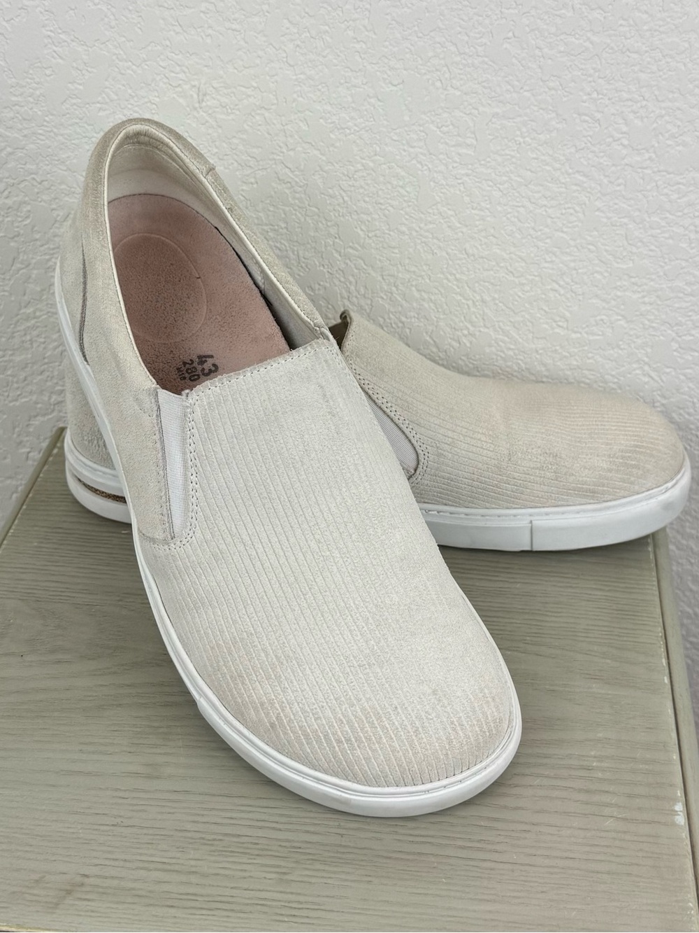 Birkenstock Men's Oswego Suede leather sz 43 men's 10